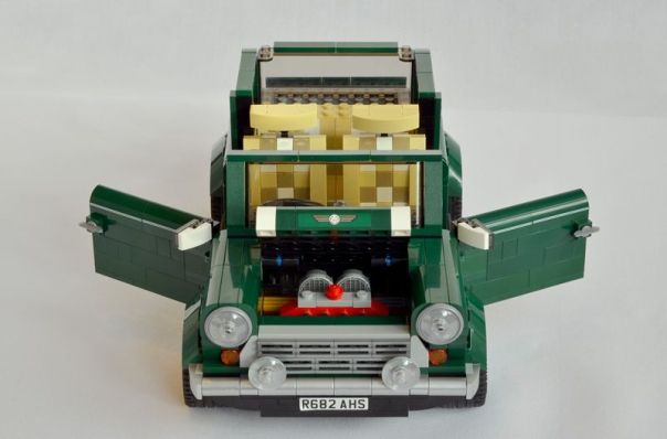 Mini_ca_set_LEGO_small_800x528